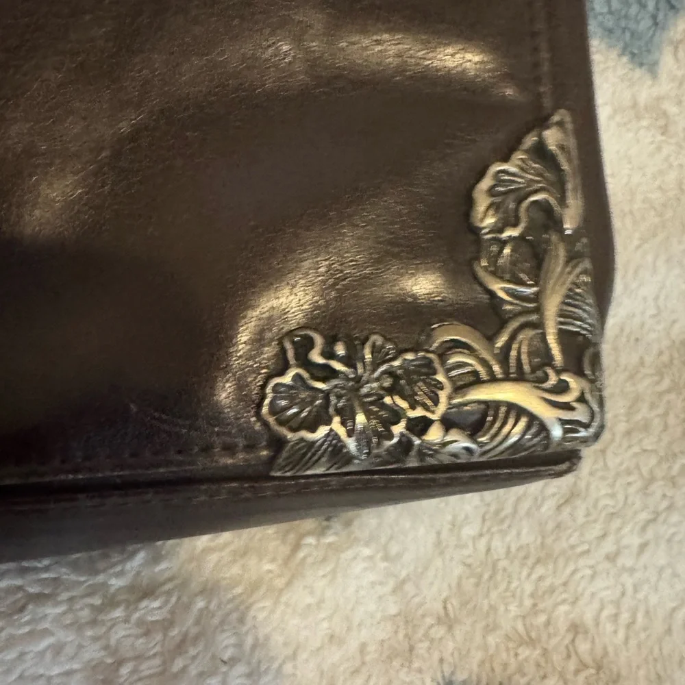 Sorpresa Elegant Vintage Dark Brown Leather Handbag - Picture 2 of 7